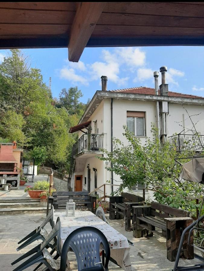 Ferienwohnung La Tana Dei Conigli Serra Rocco Exterior foto