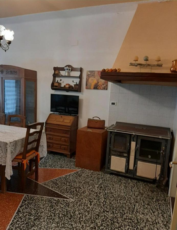 Ferienwohnung La Tana Dei Conigli Serra Rocco Exterior foto